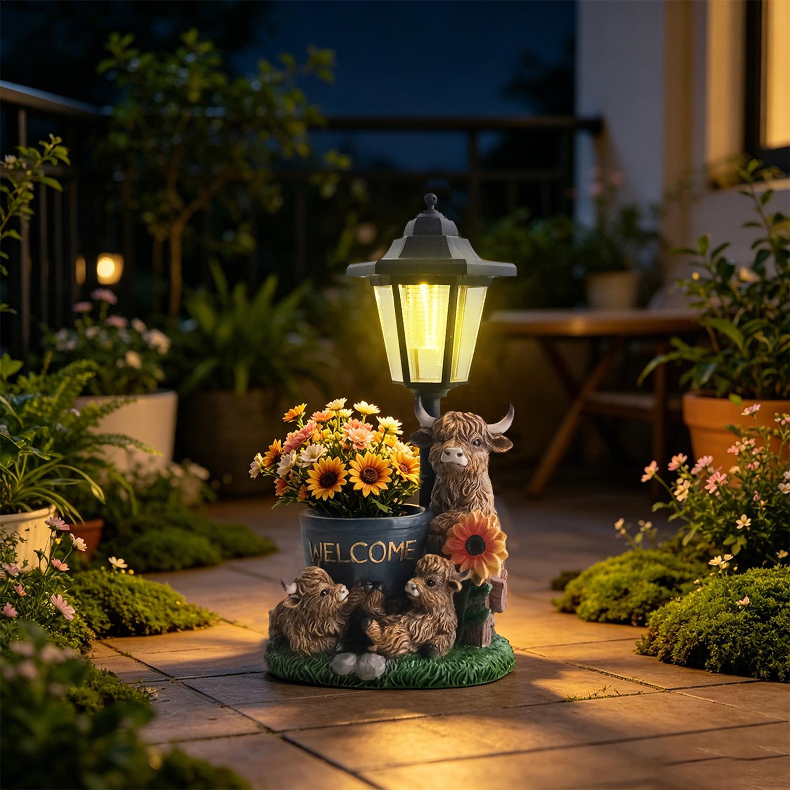 Up Lighting Decor - Hiasan Taman Bertema Surya, Figur Sapi